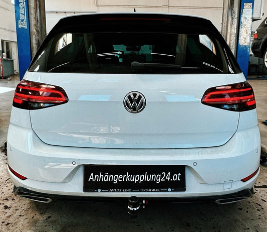 Nachrüstung einer abnehmbaren Westfalia Anhängerkupplung am VW Golf 7