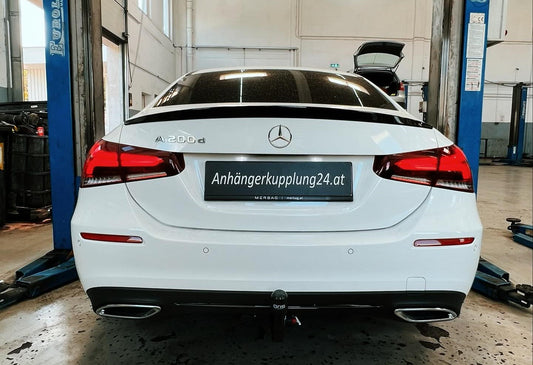 Nachrüstung einer abnehmbaren Oris Anhängerkupplung an der Mercedes A-Klasse W177