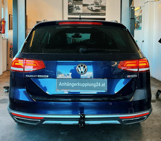 Nachrüstung einer original schwenkbaren Anhängerkupplung am VW Passat B8 Variant