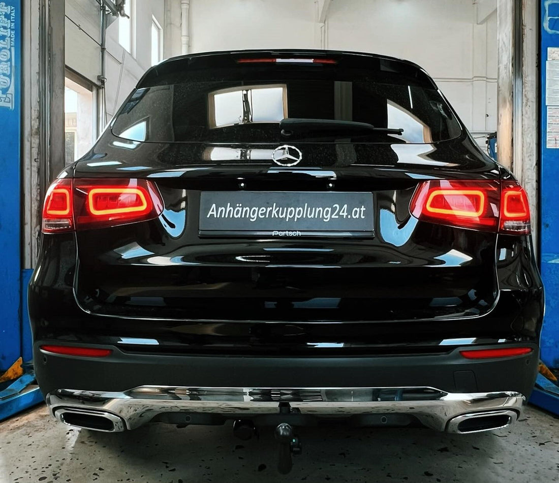 Nachrüstung einer mechanisch schwenkbaren Brink Anhängerkupplung am Mercedes GLC