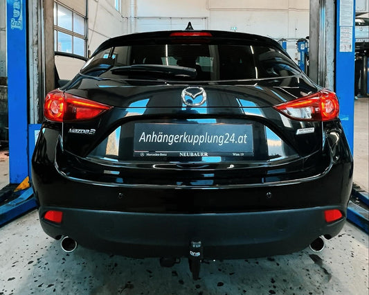 Nachrüstung einer abnehmbaren Oris Anhängerkupplung am Mazda 3 Typ BM