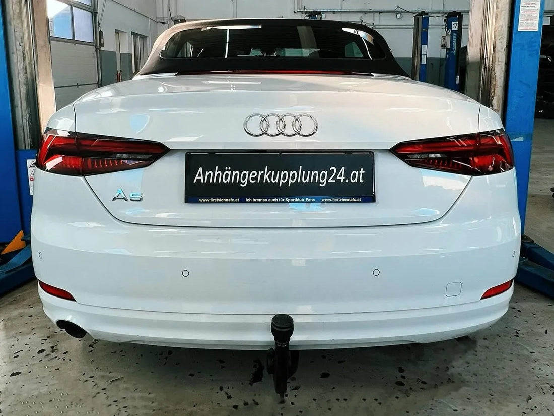 Nachrüstung einer original schwenkbaren Anhängerkupplung am Audi A5 F5 Cabrio
