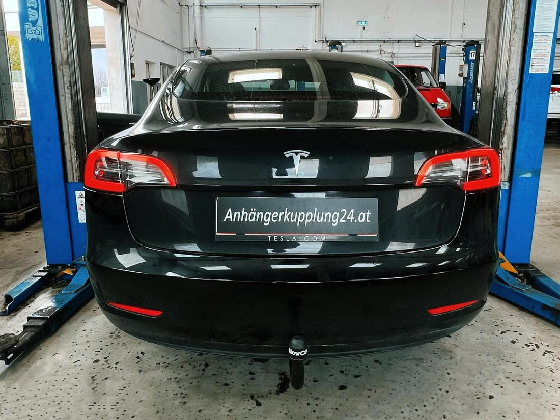 Nachrüstung einer abnehmbaren Towcar Anhängerkupplung am Tesla Model 3