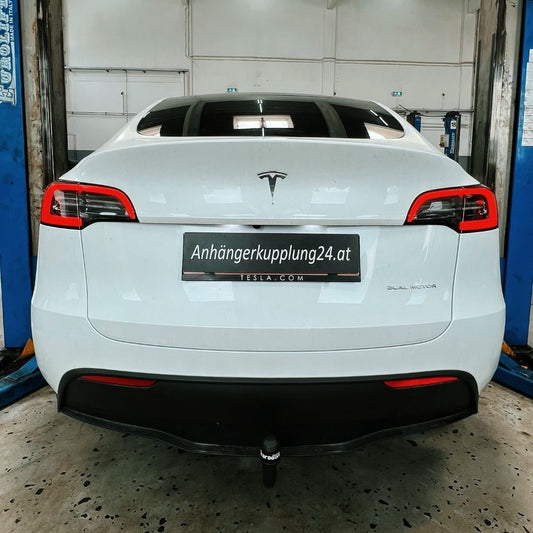 Nachrüstung einer abnehmbaren Towcar Anhängerkupplung am Tesla Model Y