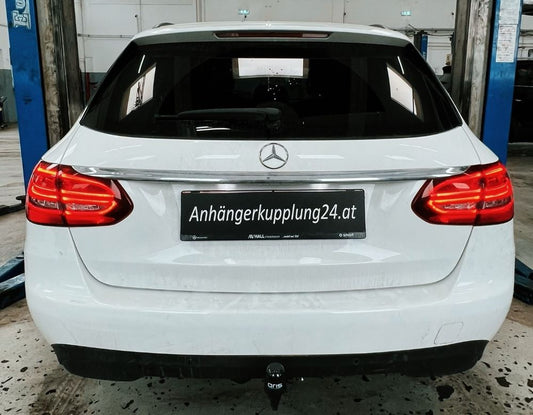 Nachrüstung einer abnehmbaren ORiS Anhängerkupplung am Mercedes Benz C-KLASSE T-Model 