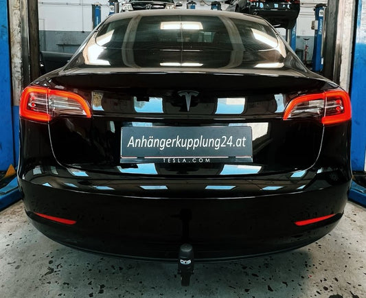 Nachrüstung einer abnehmbaren ORIS Anhängerkupplung am Tesla Model 3