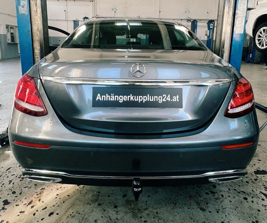 Nachrüstung einer abnehmbaren ORIS Anhängerkupplung an der Mercedes E-Klasse W212