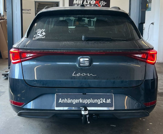 Abnehmbare GDW Anhängerkupplung am Seat Leon Sportstourer nachgerüstet