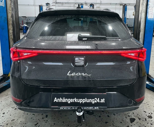 Abnehmbare GDW Anhängerkupplung nachgerüstet – SEAT Leon Sportstourer