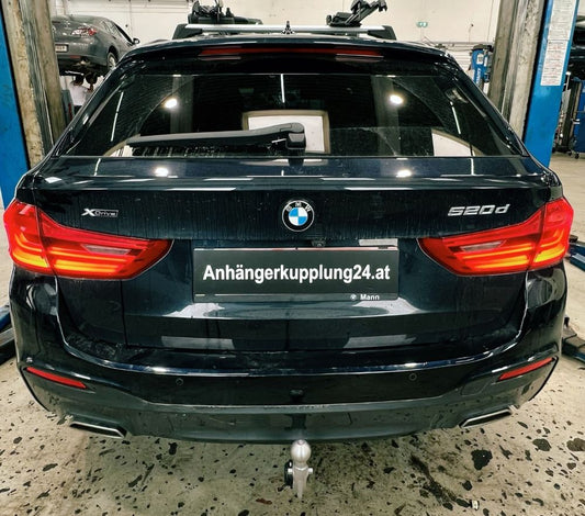 Elektrisch schwenkbare ORIS Anhängerkupplung für den BMW 5er Touring