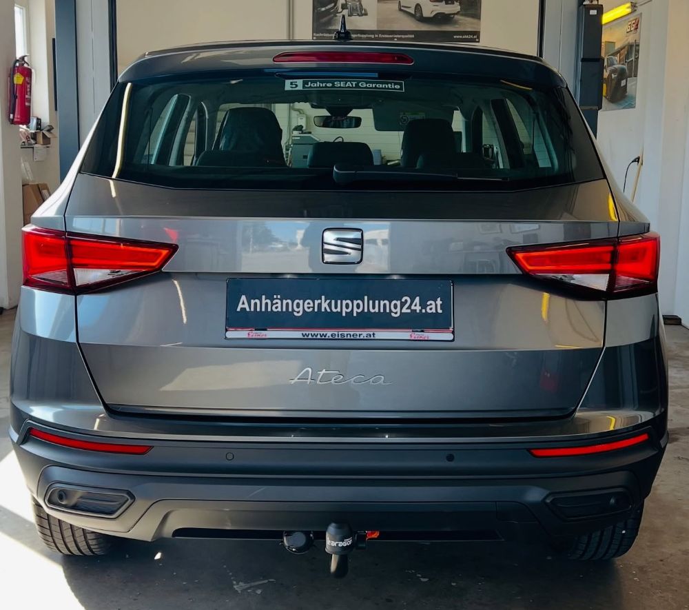 Nachrüstung einer abnehmbaren TowCar Anhängerkupplung am SEAT Ateca – fachgerechter Einbau bei AHK24.at
