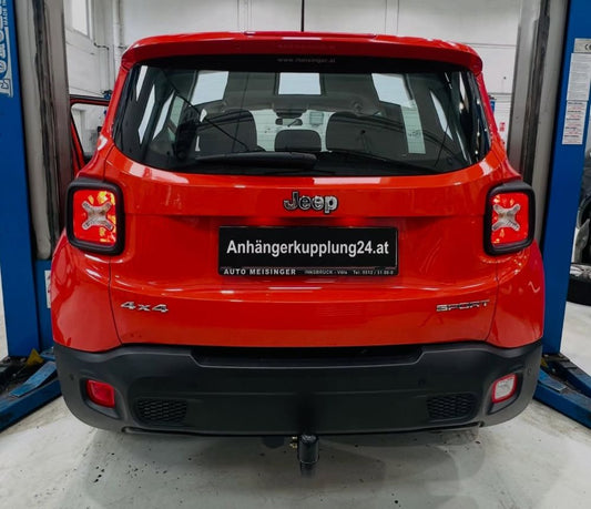 Nachrüstung einer starren Anhängerkupplung am Jeep Renegade – fachgerecht montiert von unserer AHK24-Werkstatt