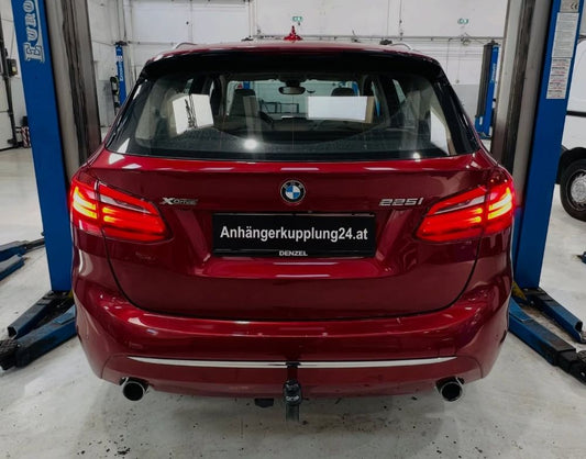Nachrüstung einer abnehmbaren ORIS Anhängerkupplung am BMW 2er Active Tourer